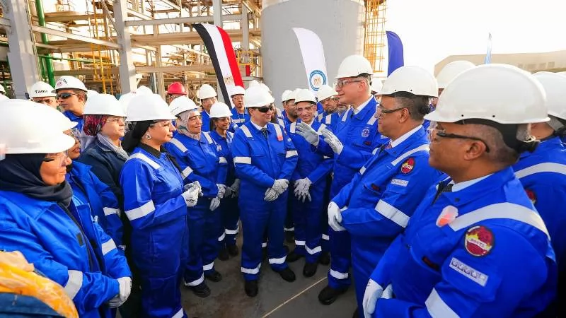 وزير البترول يتفقد الوحدات الإنتاجية لـ